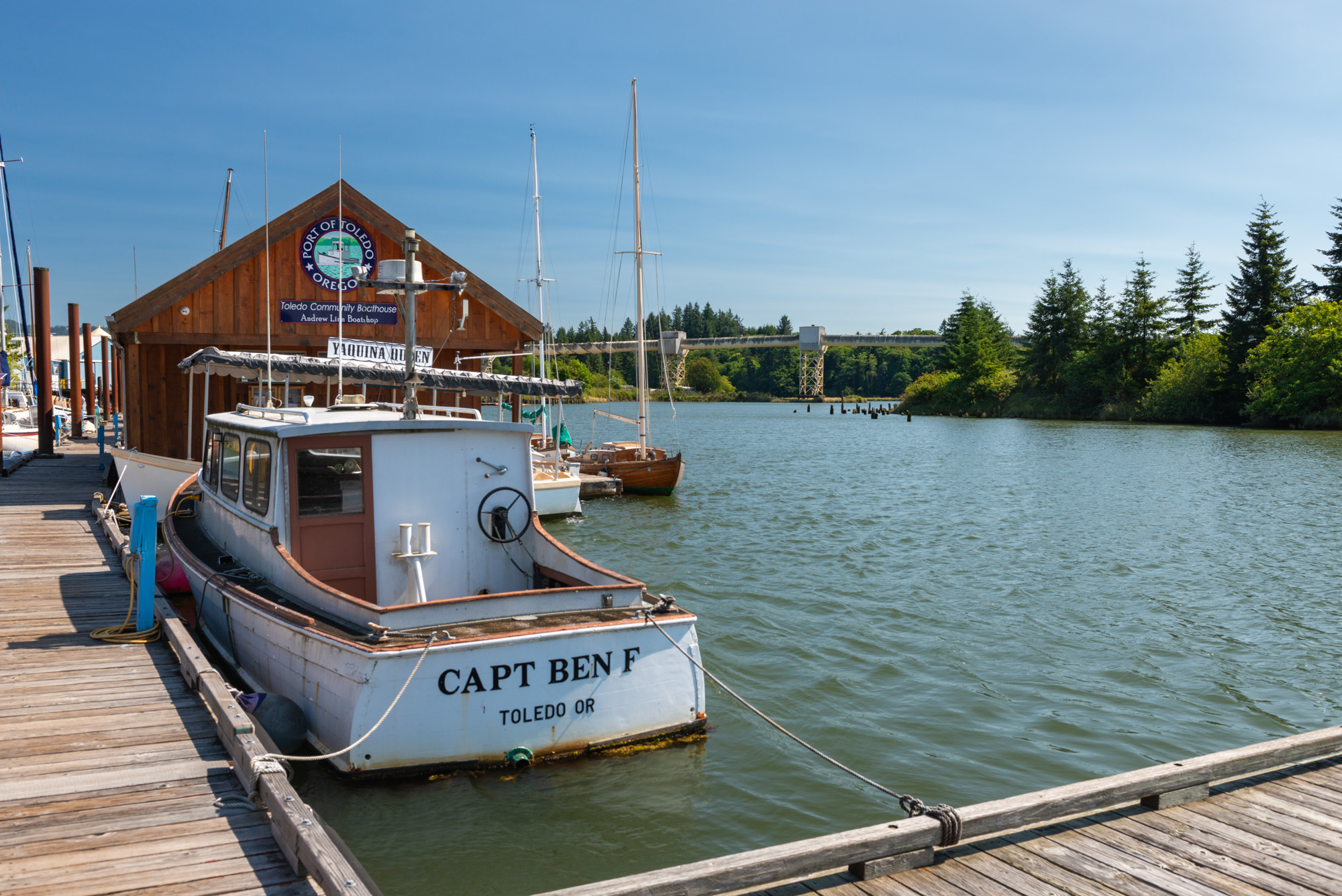 Community Boathouse and docks along the Yaquina River in Toledo, Oregon